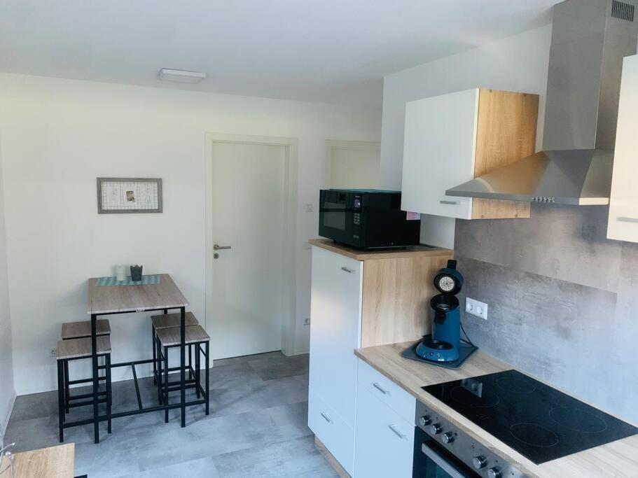 Moderne, Helle Ferienwohnung In Au Am Rhein 외부 사진